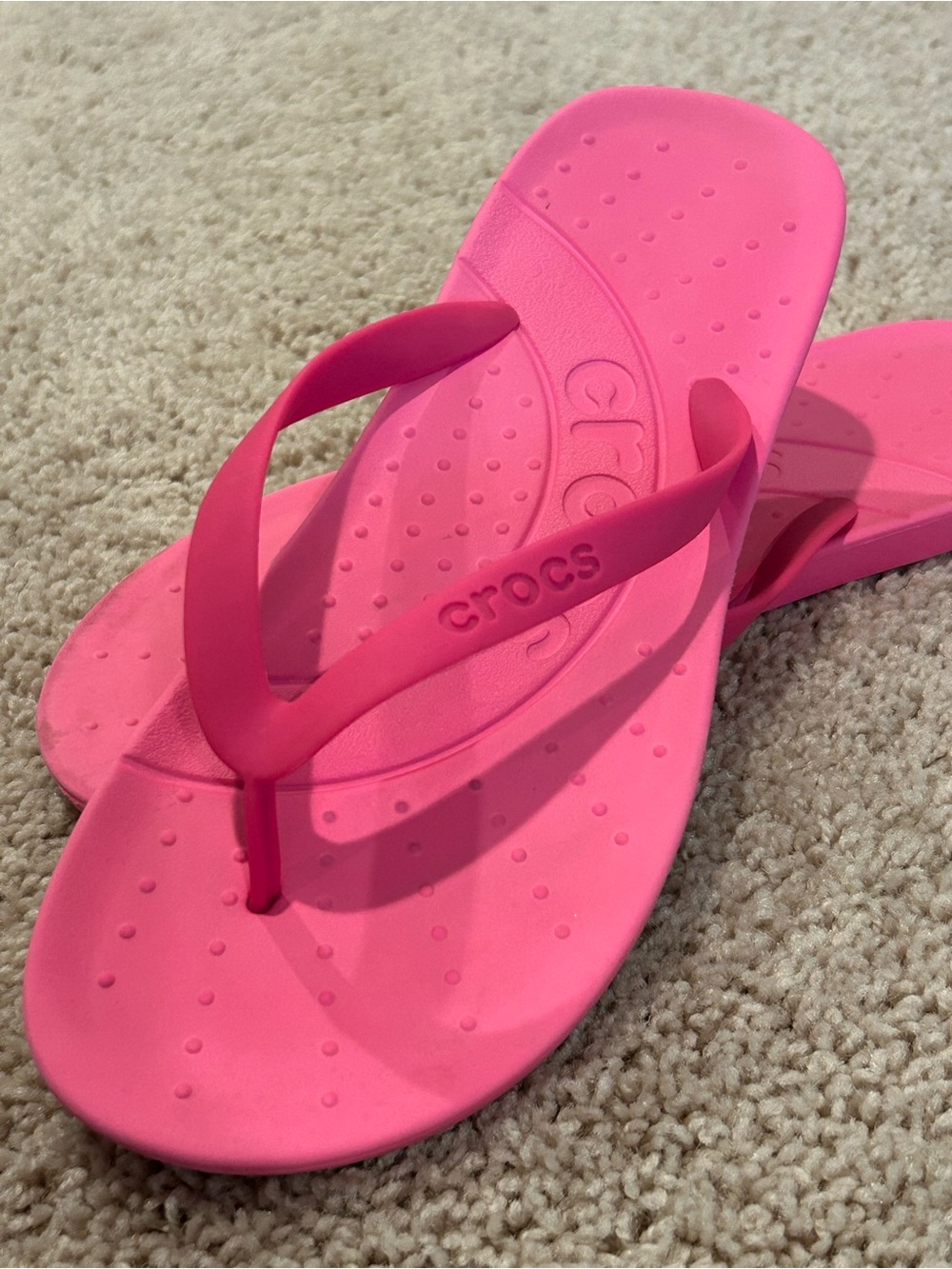 CROCS Women's Hot Pink Flip Flop Sandals, SIZE 8